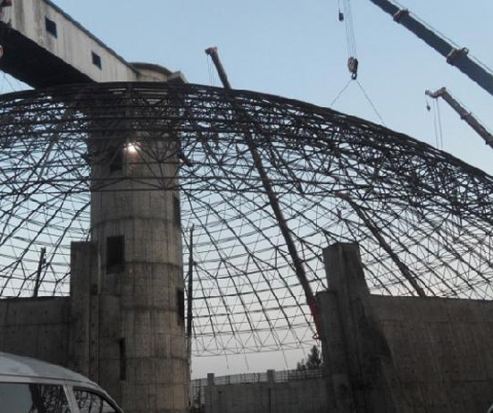 宝鸡网架分条或分块安装法